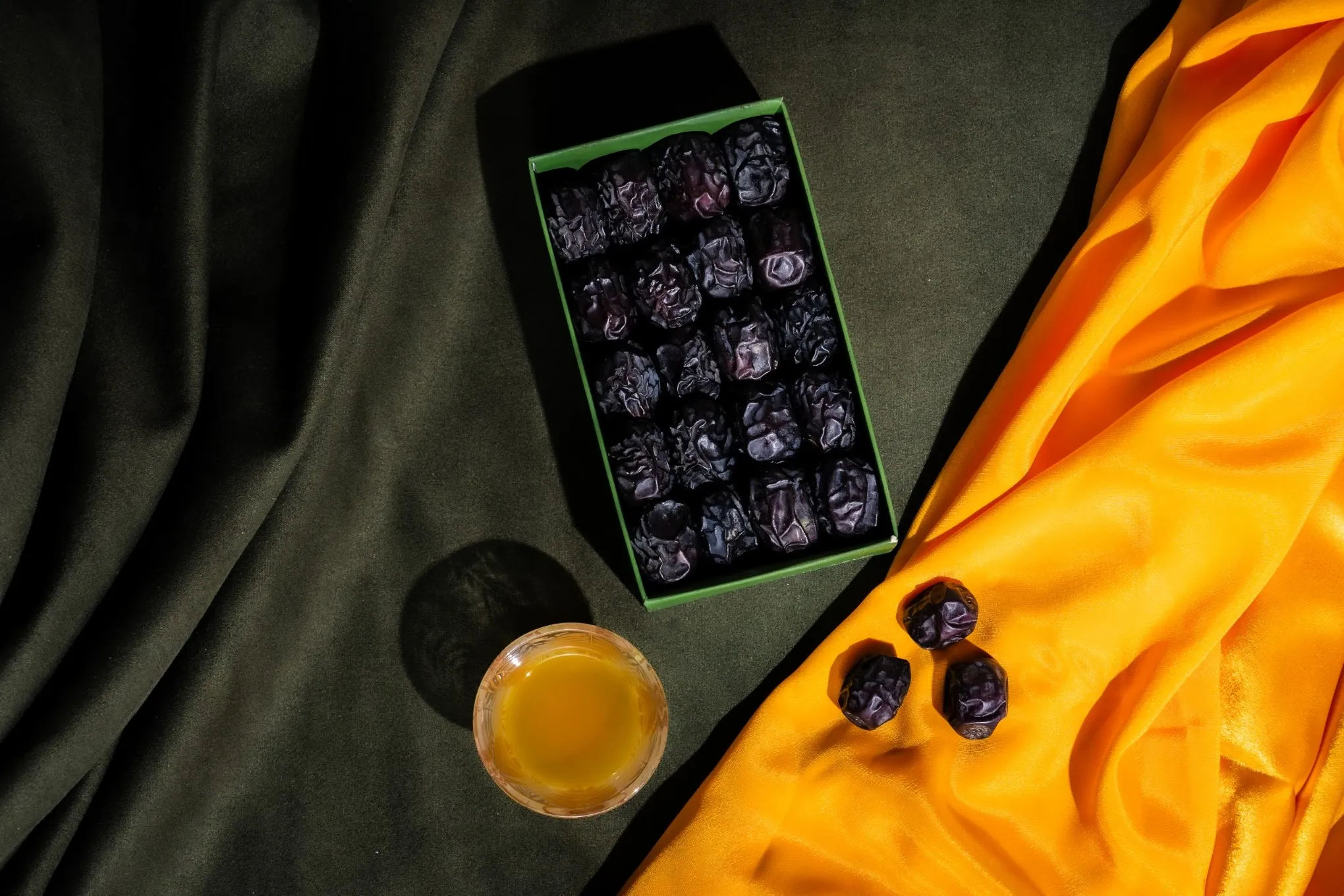 Dib — Dates of Jewels , photograph 8